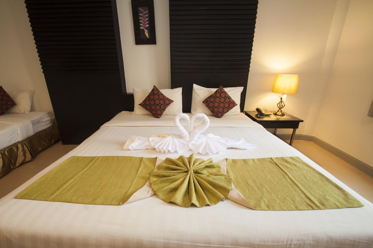Готель Sino House Patong Екстер'єр фото