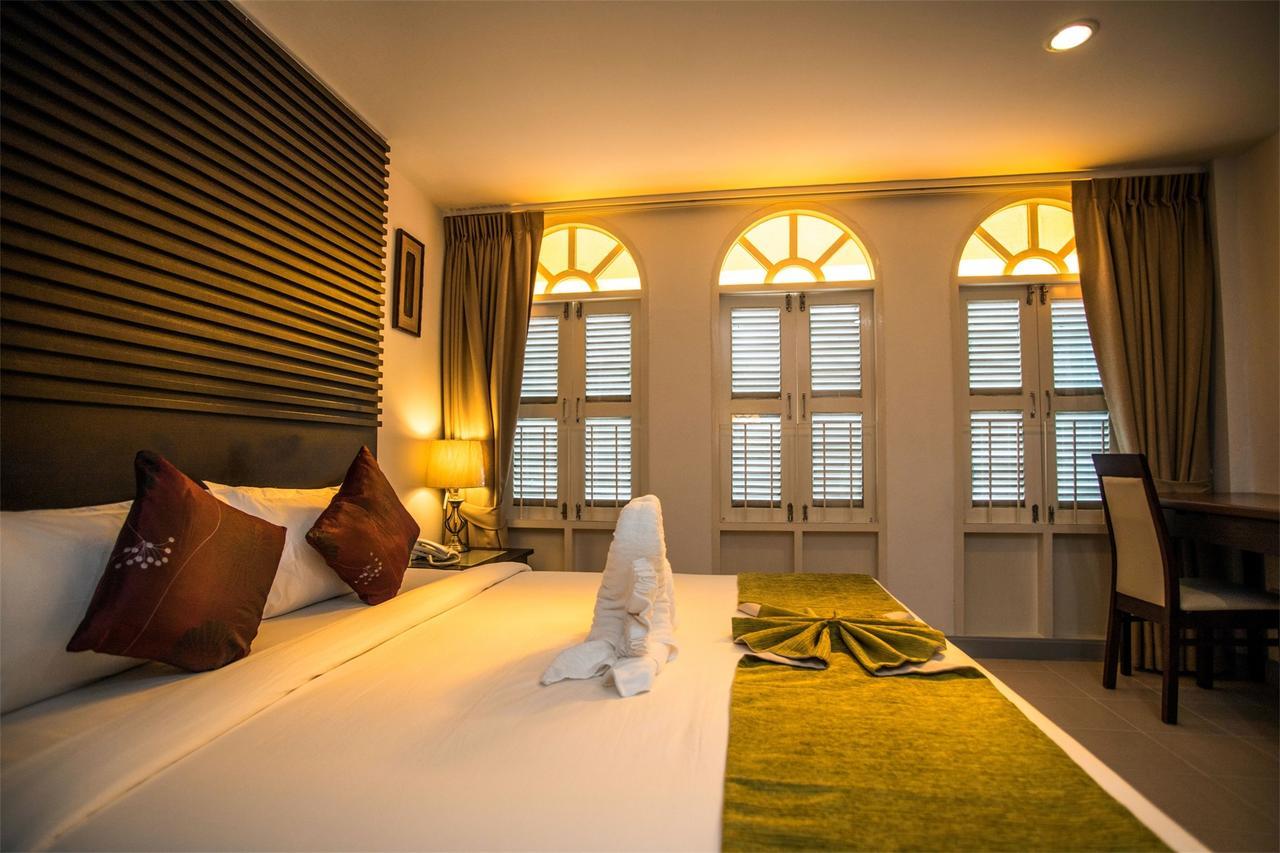 Готель Sino House Patong Екстер'єр фото