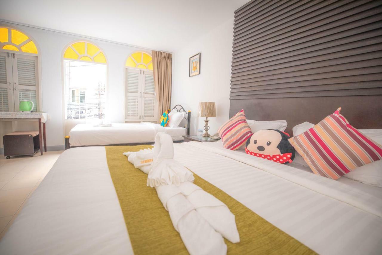 Готель Sino House Patong Екстер'єр фото