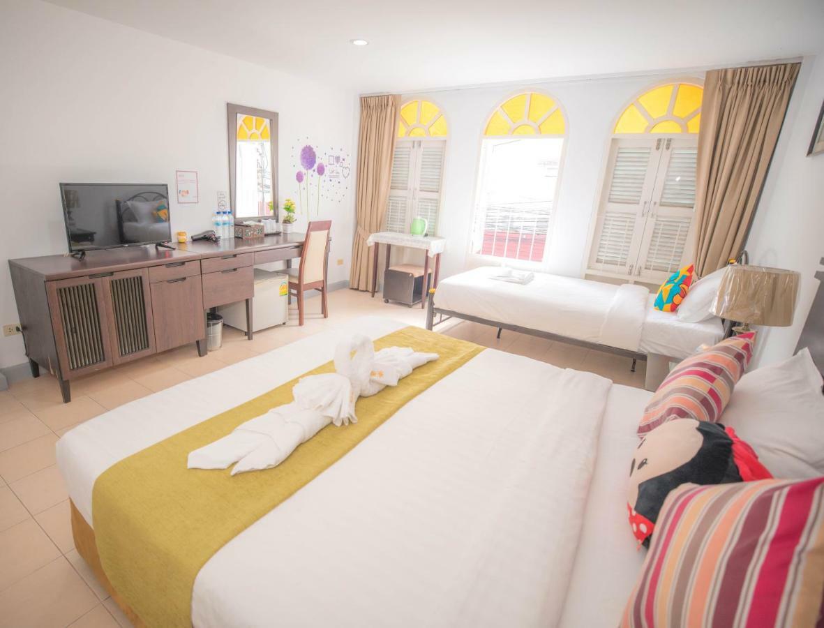 Готель Sino House Patong Екстер'єр фото