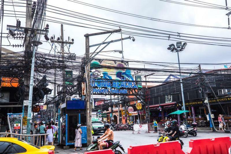 Готель Sino House Patong Екстер'єр фото