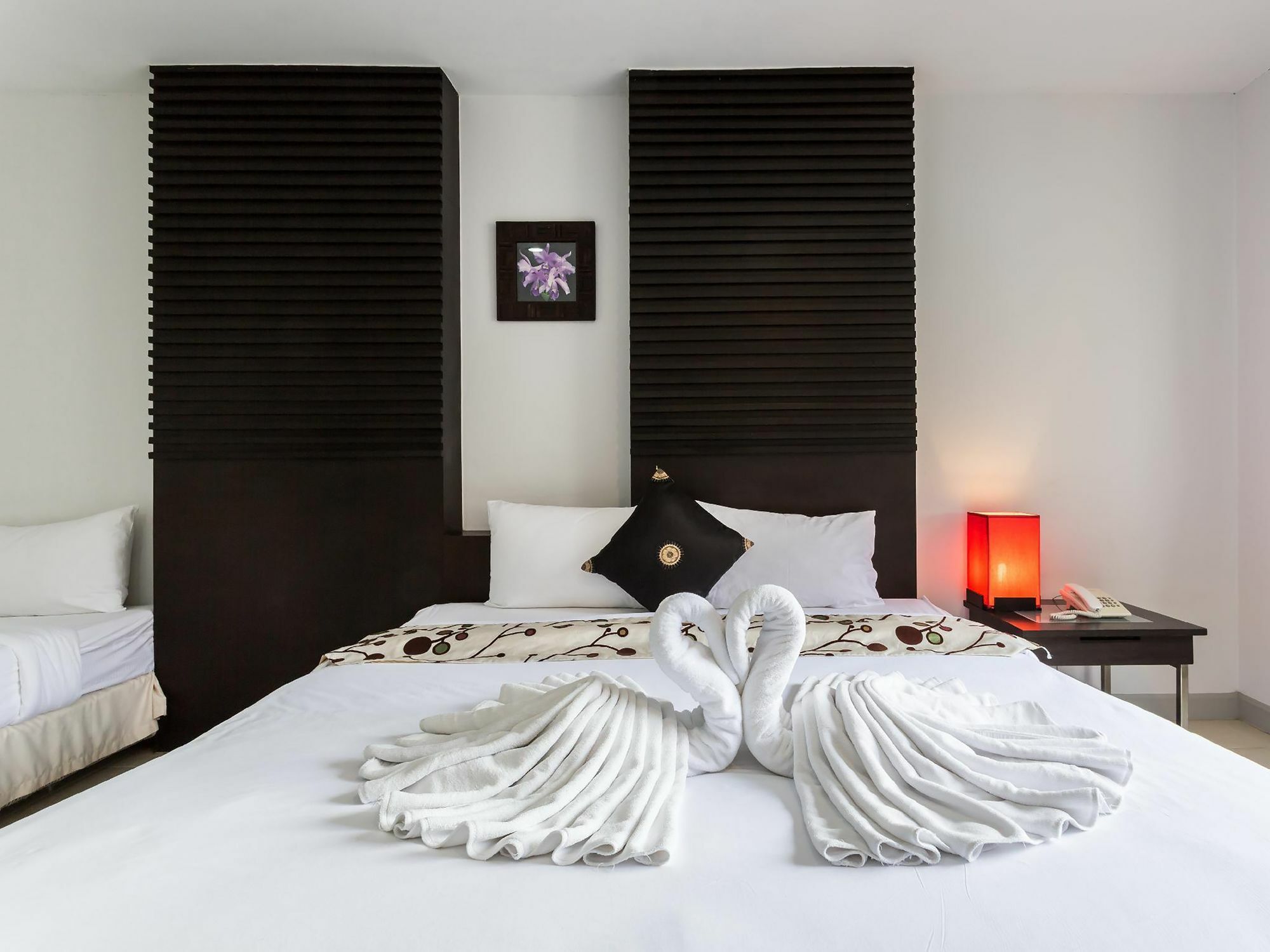 Готель Sino House Patong Екстер'єр фото