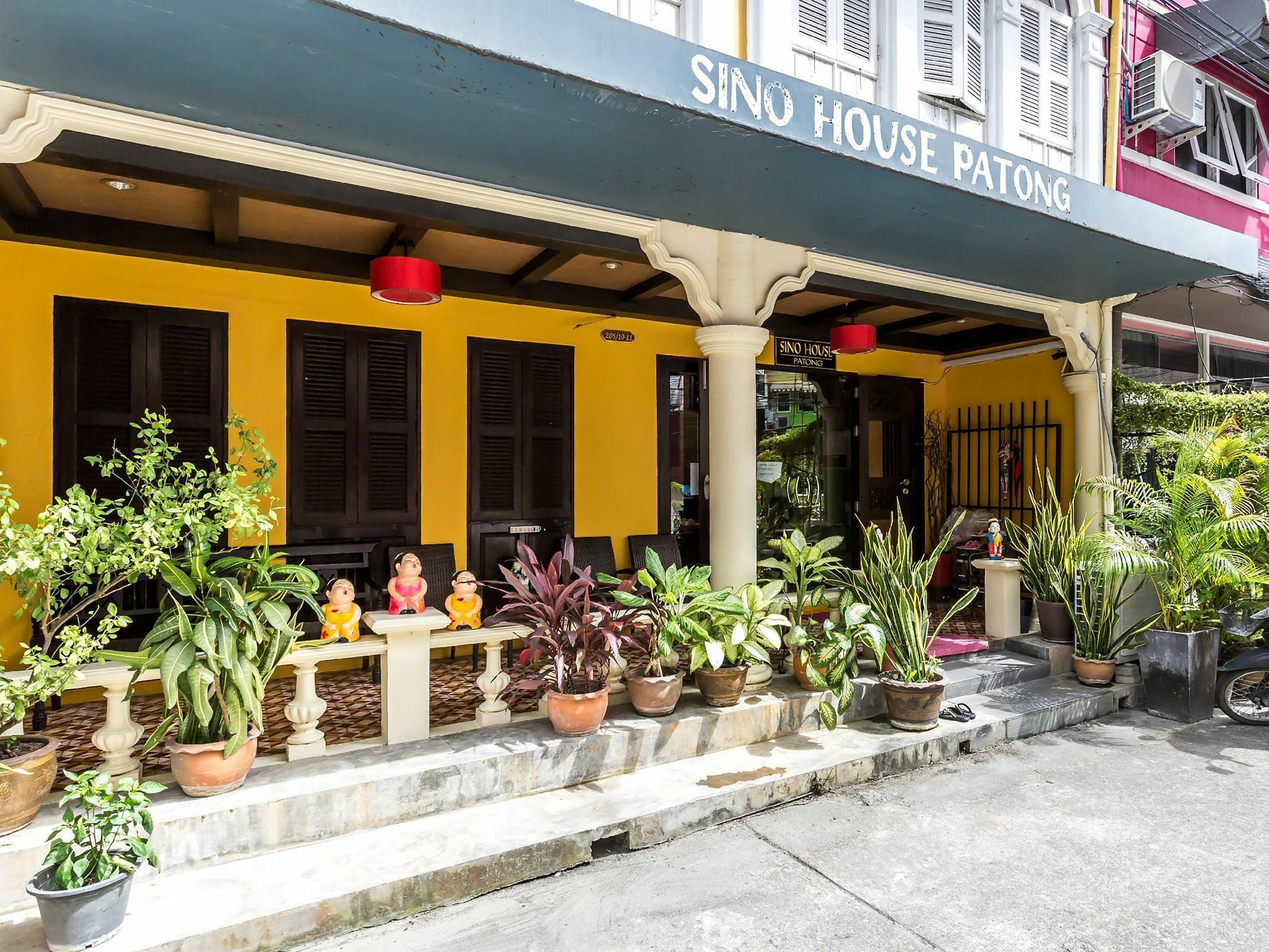 Готель Sino House Patong Екстер'єр фото