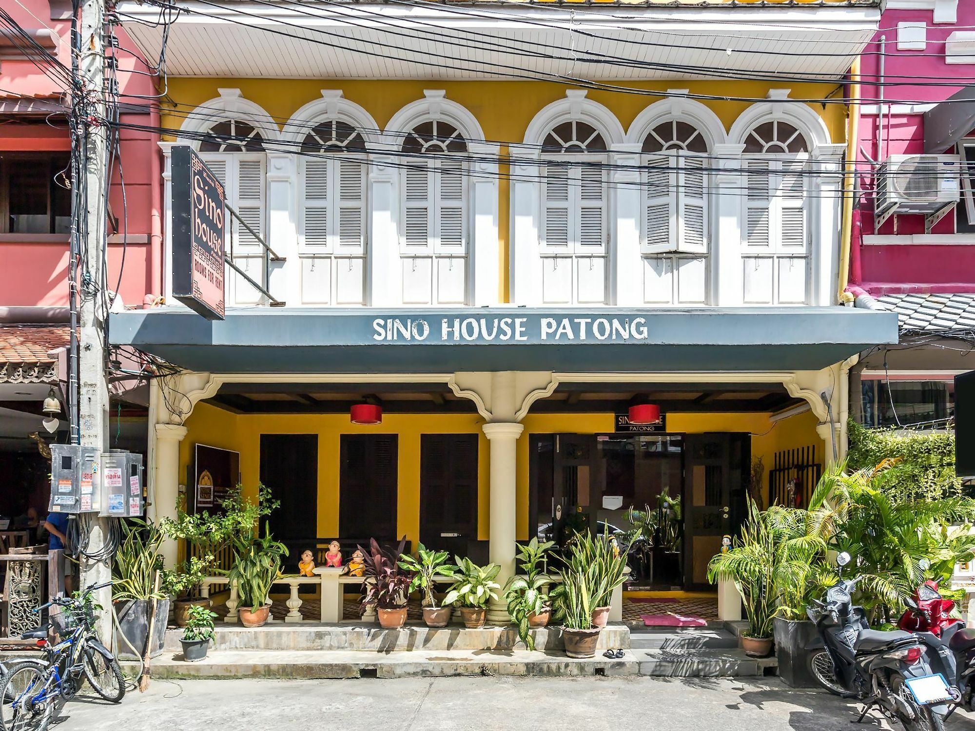 Готель Sino House Patong Екстер'єр фото