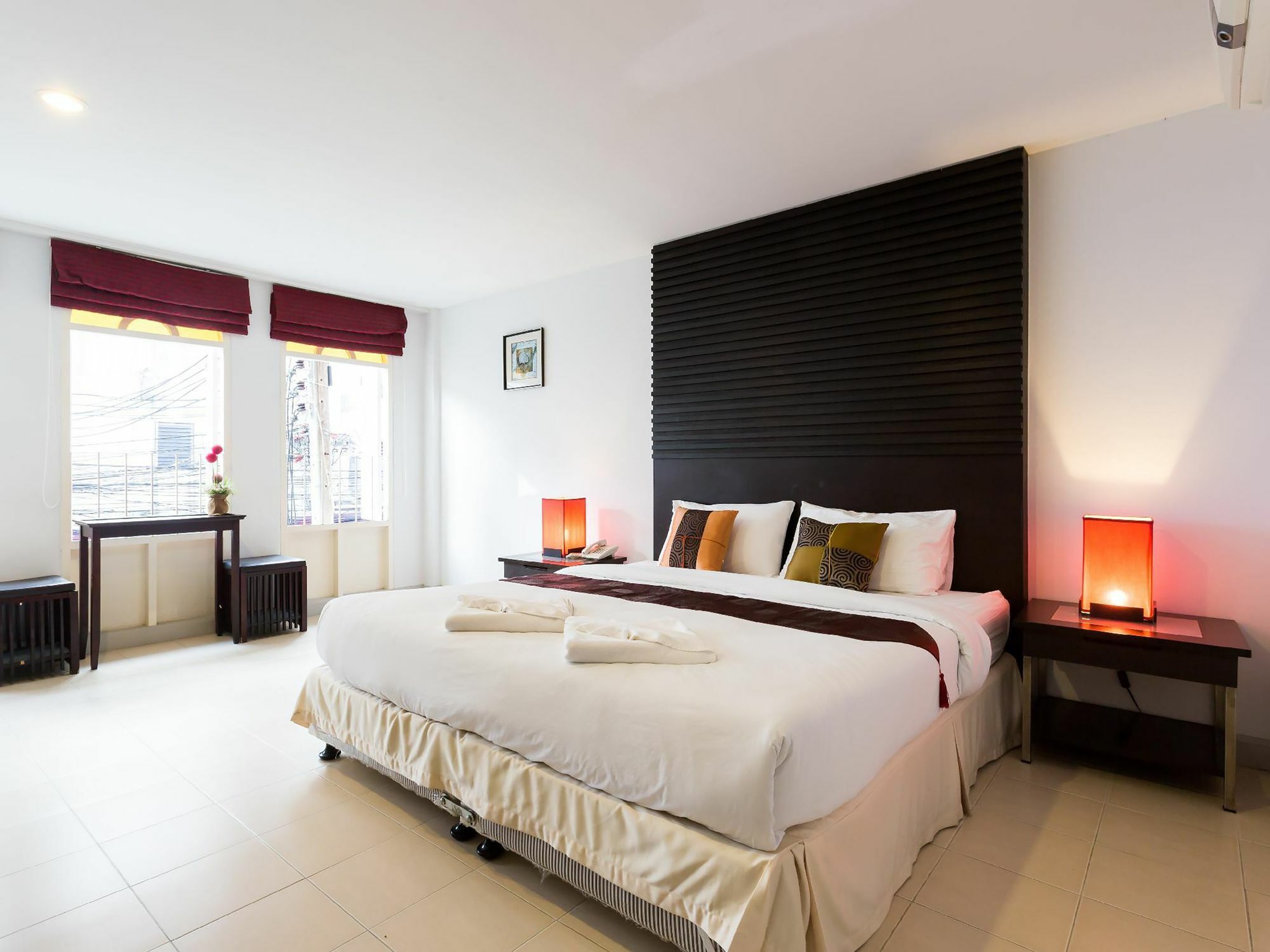 Готель Sino House Patong Екстер'єр фото